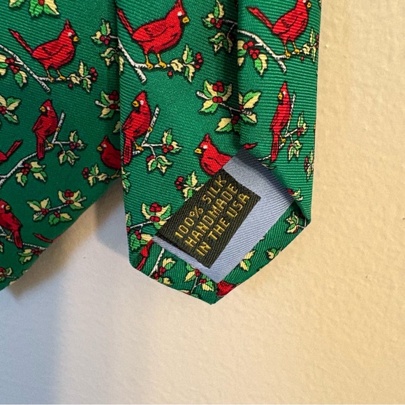 Bird Dog Bay CARDINAL CALLING: TIE - GREEN 100% Silk - Picture 7 of 8